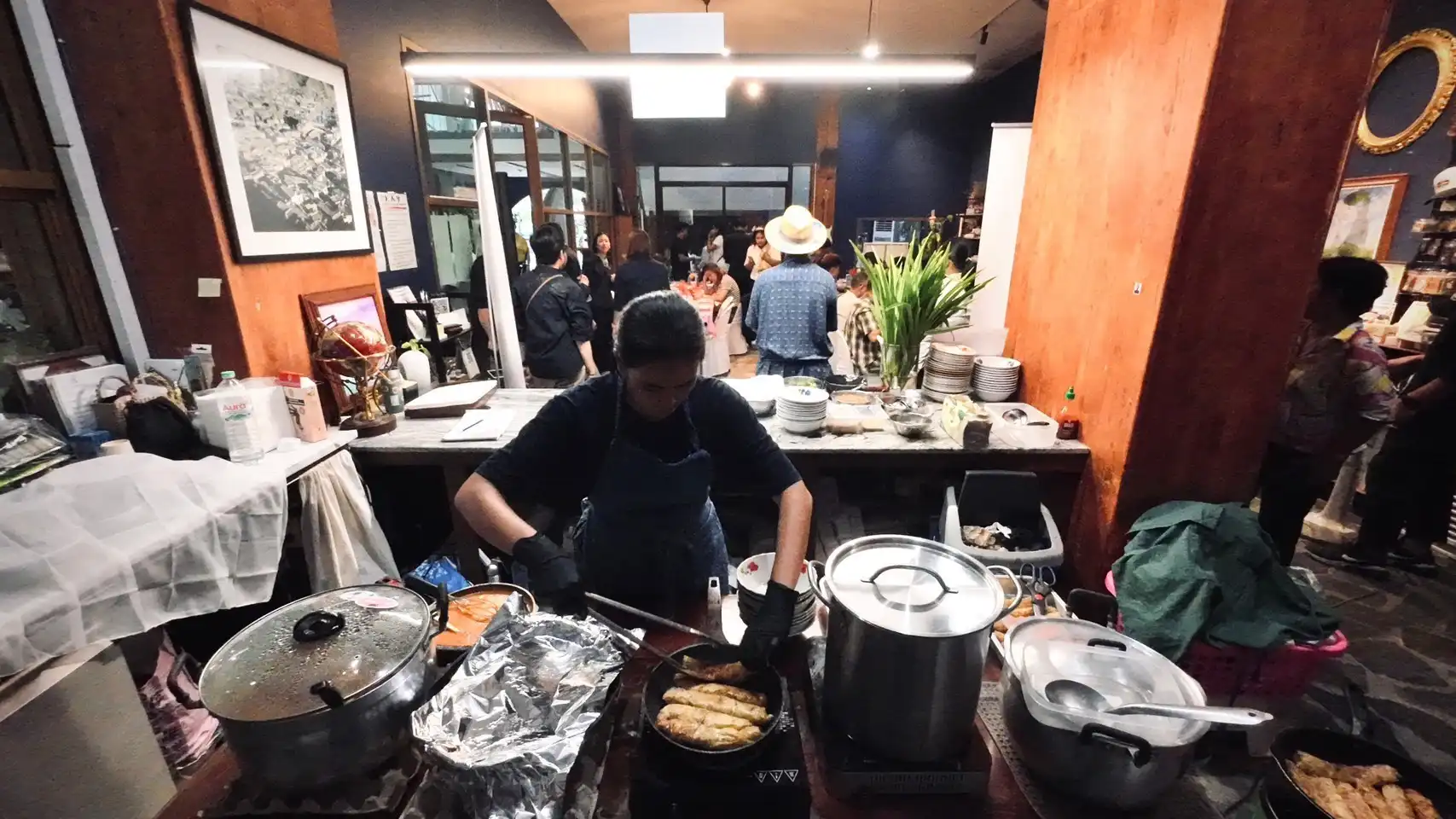 LINE_ALBUM_592023_๒๓๐๙๐๖_5